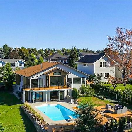 Luxurious 5 Bedroom House With Pool & Sauna West Kelowna Buitenkant foto