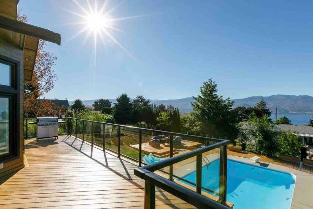 Luxurious 5 Bedroom House With Pool & Sauna West Kelowna Buitenkant foto