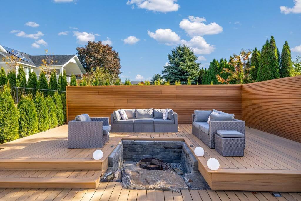Luxurious 5 Bedroom House With Pool & Sauna West Kelowna Buitenkant foto